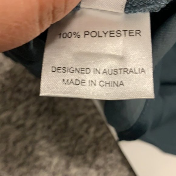 Chain Tank Top - Picture 5 of 6